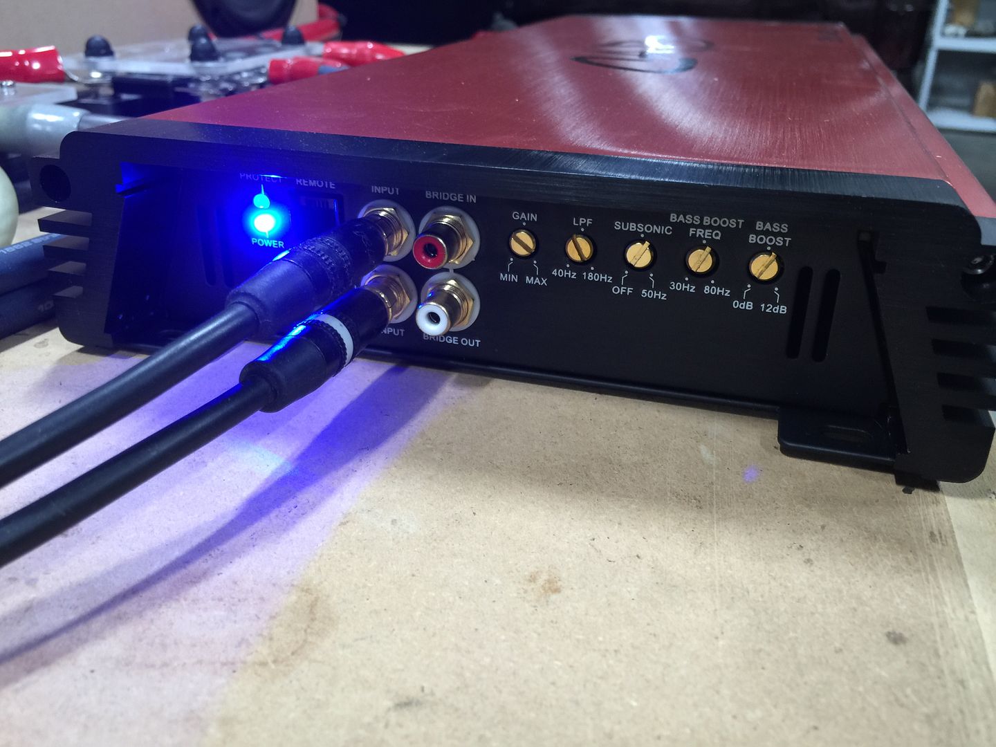 CAB 1600.1 (Car Audio Bargain) Rated 1600 watts RMS 1 ohm (pre Amp